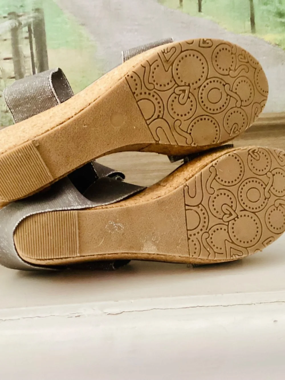 Volatile Silver Elastic Ankle Strap Wedge Cork Platforms Women’s Size 8 Stretch